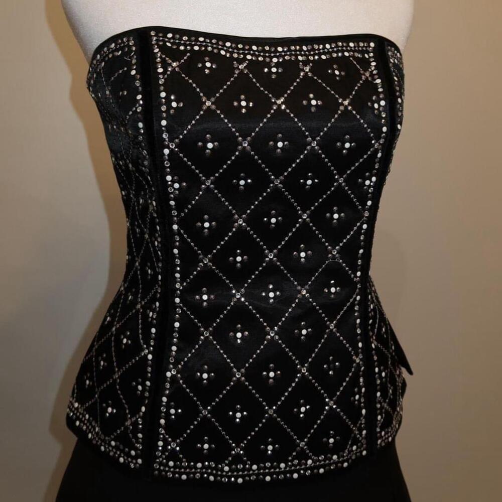 corsets - Picture 2 of 5